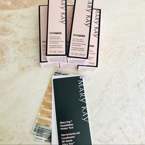 5 Brand New!💕MK Liquid Foundation Bundle!